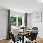 Kstay - Kaiserberg - Kitchen - Wifi - Parking 아파트