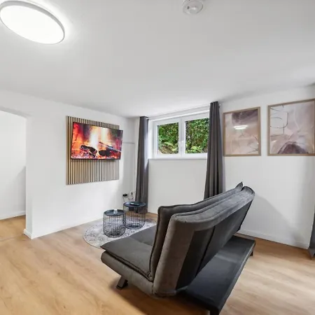 דירה Kstay - Kaiserberg - Kitchen - Wifi - Parking קייזרסלאוטרן