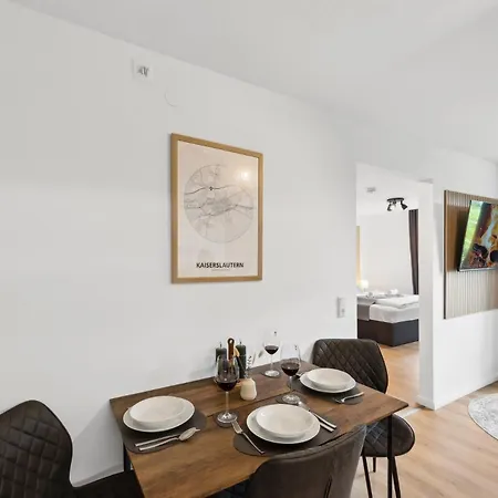 Kstay - Kaiserberg - Kitchen - Wifi - Parking Apartament